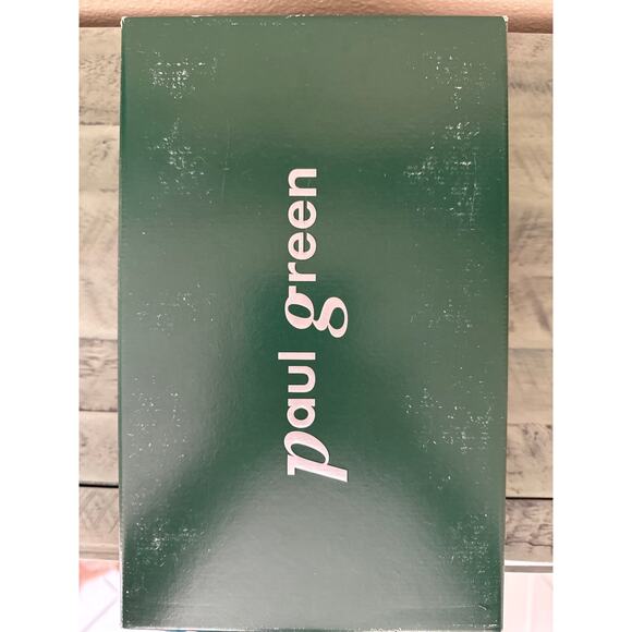 Paul Green Contessa Bone Patent Leather Size 9, 3 1/2" High Heels W Original Box - Picture 11 of 12